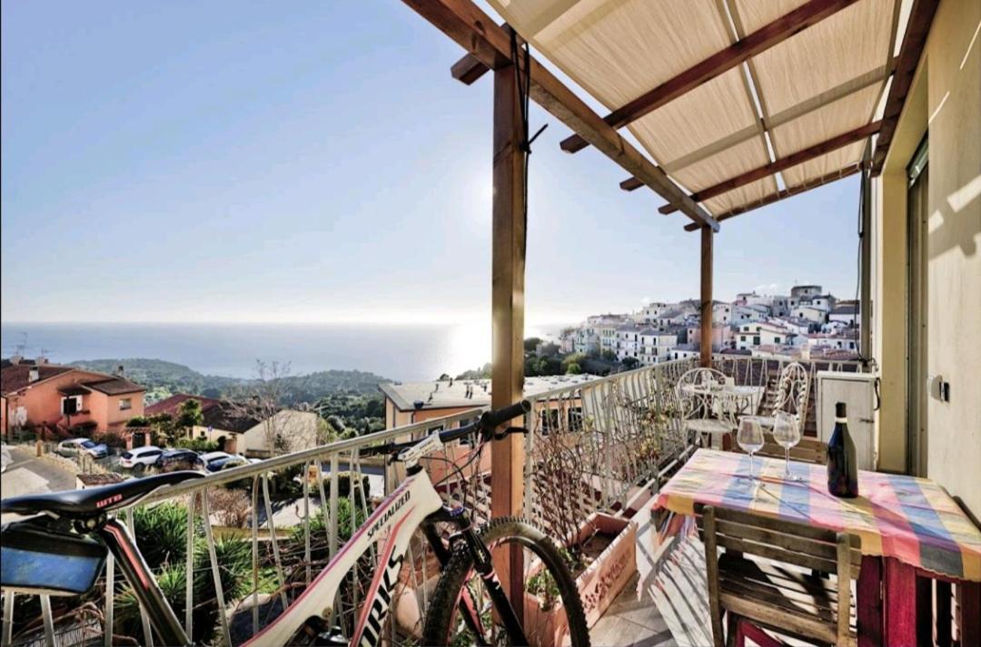 Il Balcone Su Montecristo, Bike Friendly - Goelba Apartment Capoliveri  Bagian luar foto